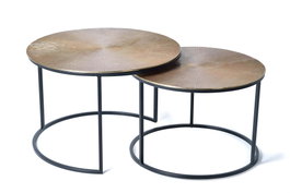 GINER Y COLOMER Ensemble de 2 tables gigognes en bronze et fer